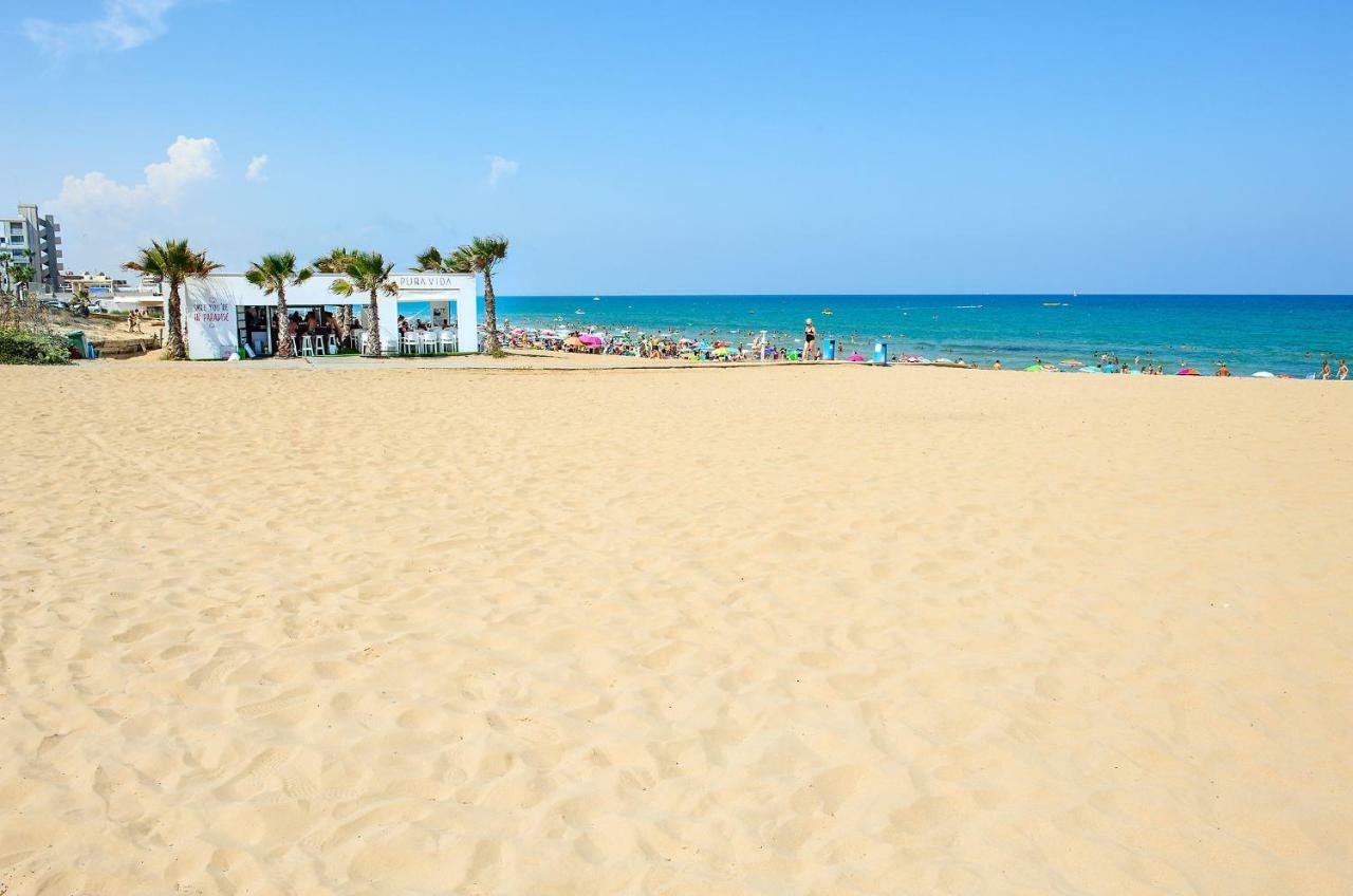 Luxury Pinada Beach 라 마타 외부 사진