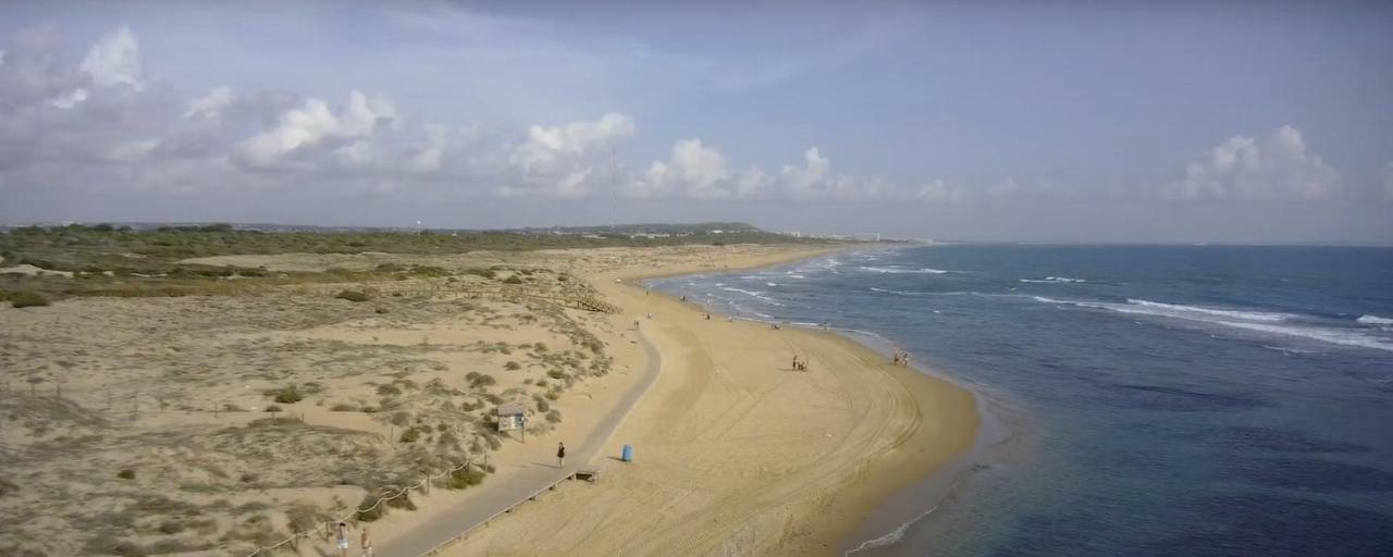 Luxury Pinada Beach 라 마타 외부 사진